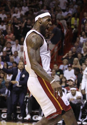 约基奇的CBA队友？场均26分7板，离开掘金，兑现白色的死神天赋！（约基奇前队友征战CBA？场均26分7篮板，告别掘金后释放白色死神天赋！）