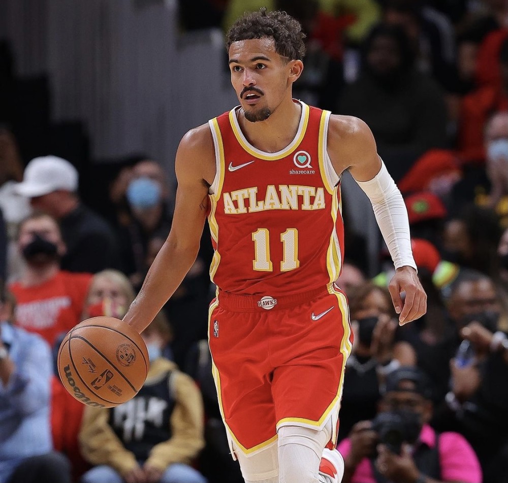 随着水晶宫2-1，西汉姆1-1，英超最新积分榜出炉：大黑马逼近榜首（英超积分更新：水晶宫2-1告捷、西汉姆1-1，大黑马紧逼榜首）