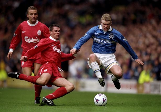 布里奇斯圣诞惊喜：送劳力士表给尼克斯队友（圣诞惊喜：布里奇斯为尼克斯队友送上劳力士腕表）