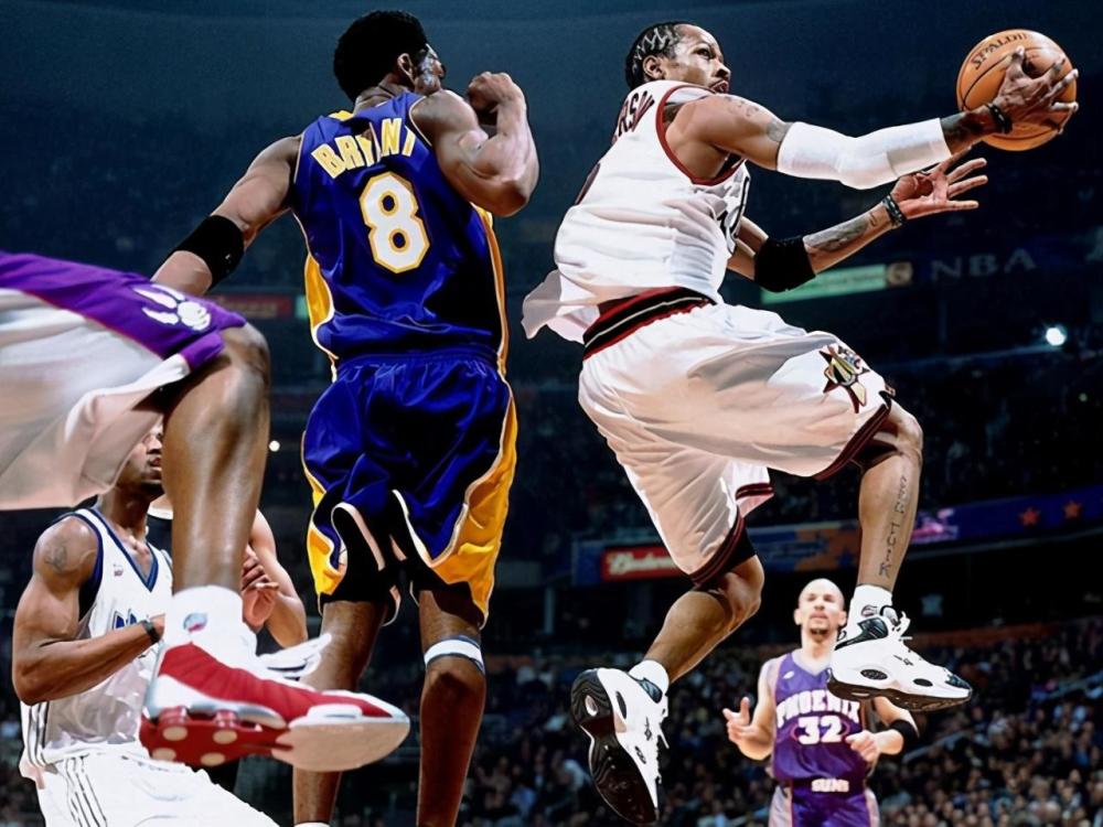 足球巴萨传奇出山担任俱乐部高层（巴萨传奇回归出任俱乐部高管）