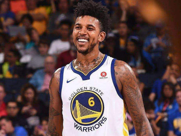 2-1,21岁英格兰新星绝杀,42岁德罗西率队胜乌迪内斯,迎意甲2连胜（21岁英格兰新星绝杀，42岁德罗西率队2-1击退乌迪内斯，意甲两连胜到手）