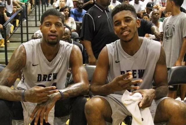 永不言弃，李可赛后社媒：我们将团结一心，战至终章（李可赛后社媒发声：同心协力，拼到最后一刻，绝不言弃）