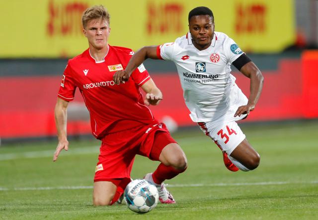 沪媒：波耶特从全北辞职后或重返中国，对执教中超持开放态度（沪媒：波耶特离任全北后或再度来华，愿意执教中超）