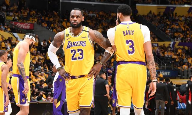 马德兴：海港队低调埋头干事，球迷不树敌，这是中超需要的（马德兴：海港低调专注，球迷不对立，这正是中超所需）