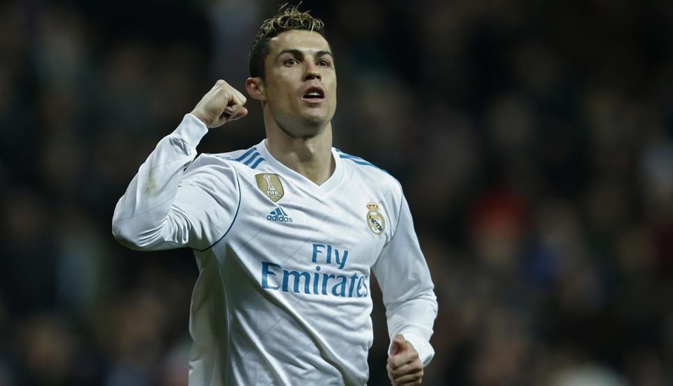 自意甲首秀以来代表同一球队参与超过100球，莱奥是同期第4人（莱奥成为同期第4位自意甲首秀起为同队参与破百球的球员）