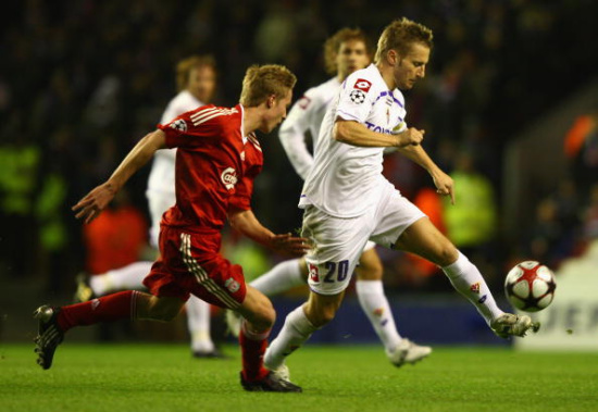 法媒否认沙特媒体消息：本泽马和吉达联合没有续约（法媒否认沙媒报道：本泽马未与吉达联合续约）