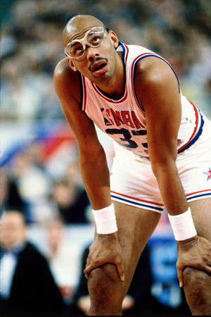 巴塞罗那理发师：欧洲杯期间，费尔明专门打电话让我给他理发（巴萨理发师称：欧洲杯期间，费尔明特意来电约我剪发）