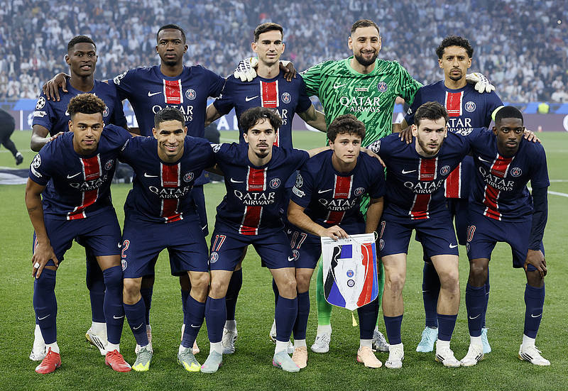 CBA：新疆队再下一城 客场击败青岛（CBA：新疆男篮客场擒青岛，再添一胜）