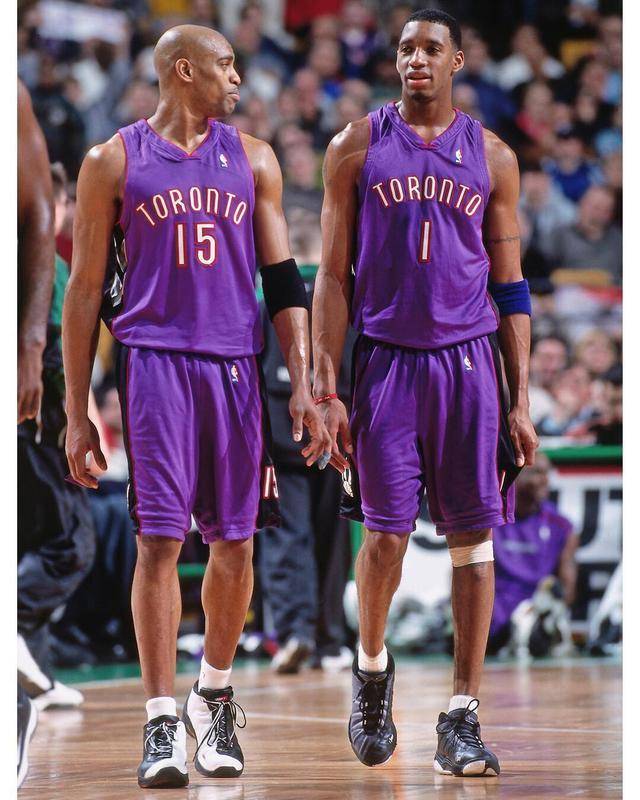 无悬念？中超官方第30轮最佳候选：上演大四喜的法比奥领衔（悬念不大？中超第30轮官方最佳候选出炉：大四喜的法比奥领跑）